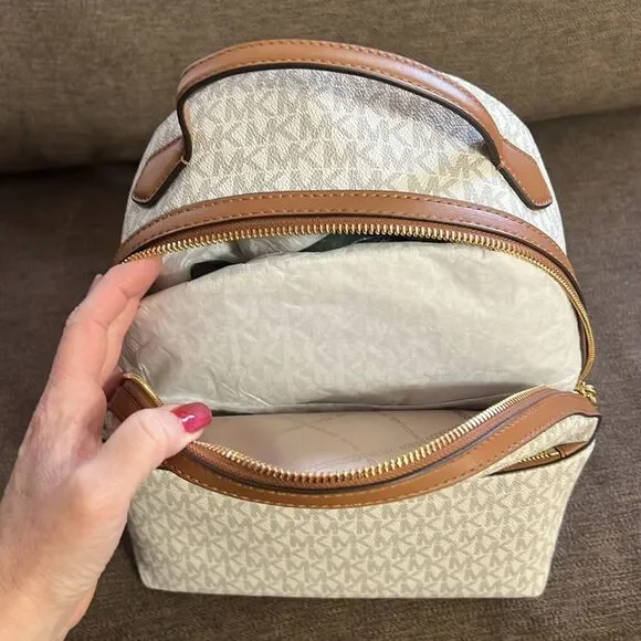 New Michael Kors Valerie Medium Logo Backpack in Vanilla/Acorn - Picture 10 of 16